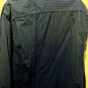 Mens XL George button down shirt